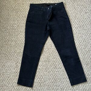 Soft and comfy size 4 petite banana republic factory Sloan crop jeans